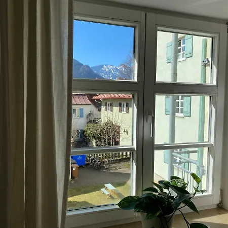 Boho Apartment Mit Balkon I Tiefgarage I Zentrum