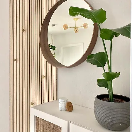 Διαμέρισμα Boho Apartment Mit Balkon I Tiefgarage I Zentrum *